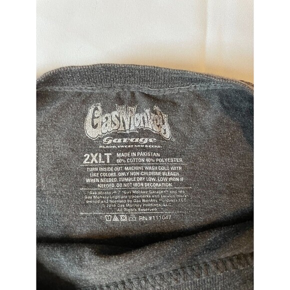 2XLT Black Gas Monkey Garage Grunge Shirt Graphic Tee Crew Short Sleeve Mens - Picture 2 of 4